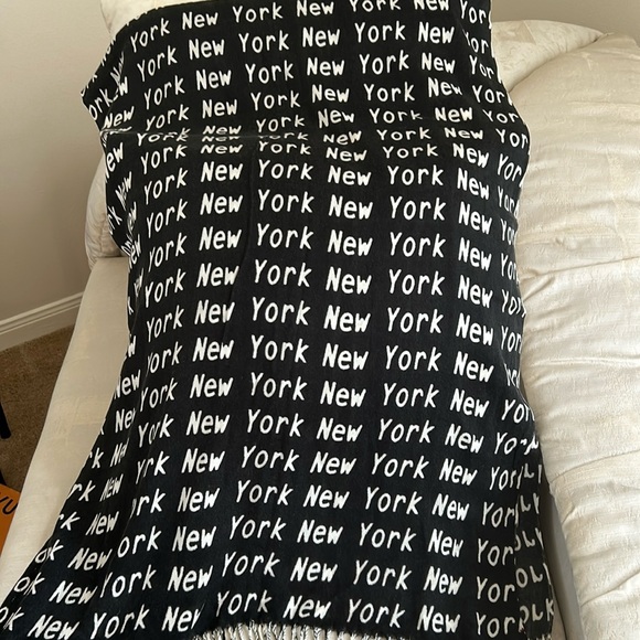 unbranded Accessories - New York New York Wrap